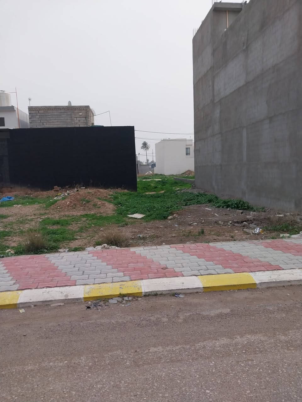 قطعة ارض تجاري للبيع موقع مميز 
طابو صرف 
مساحة ٢٠٠ متر واجهه ١٠ عمق ٢٠ 
في مجمع حجي حازم قرب عياده دكتوره فيان للاسنان
للاستفسار الاتصال على هذا الرقم
***********
