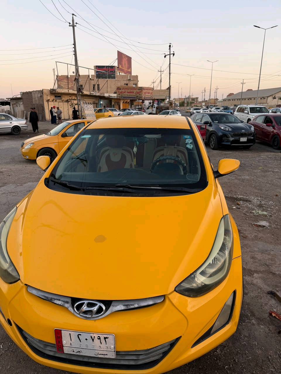 النترا 2015 خليجي مكفولة 
مكينة 1600 مبدلها قبل فترة، منظومة تبريد جديدة بالكامل رقم ميسان بسمي والسنوية للـ28
السعر 110   وبيها مجال
للاستفسار  *********** 
الرجاء الاتصال بالرقم *********** صاحب السيارة
