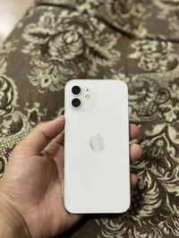 ايفون ١٢ • ٦٤ • بطارية ٧٣%