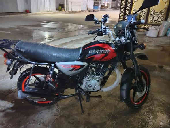 السلام عليكم  دراجة بوكسر 2023 ماشيه 53 الف الدراجه مرقمه بغداد رقم مميز والدراجه بأسمي بلاديه الدراجه ممفتوحه    سعرها مناسب للاستفسار ***********.   

***********
