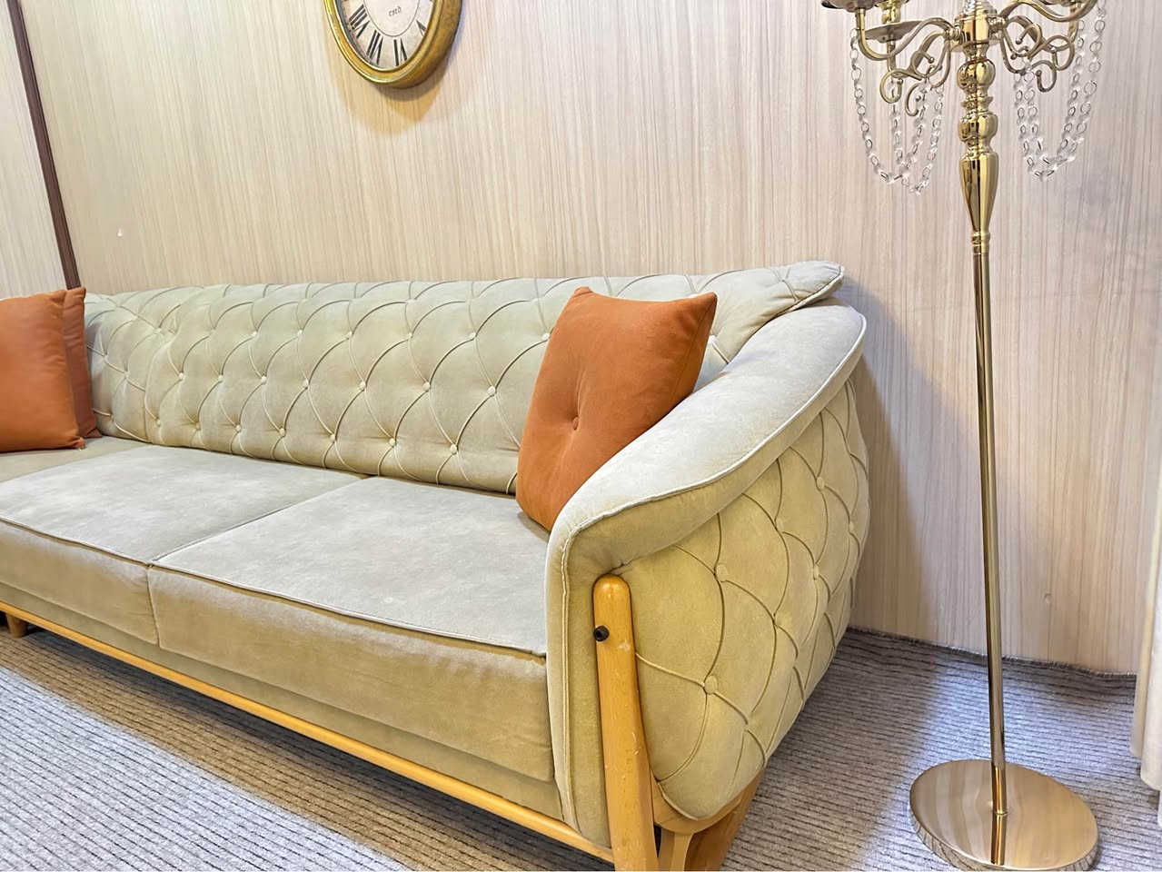 قەنەفەی تورکی بۆ فرۆشتن ٤٠٠ هەزار و معامەلە السليمانية, العراق


**إذا كنت صاحب هذا الإعلان وتريد حذفه لأي سبب، رجاءا أرسل رسالة إلى الدعم الفني**