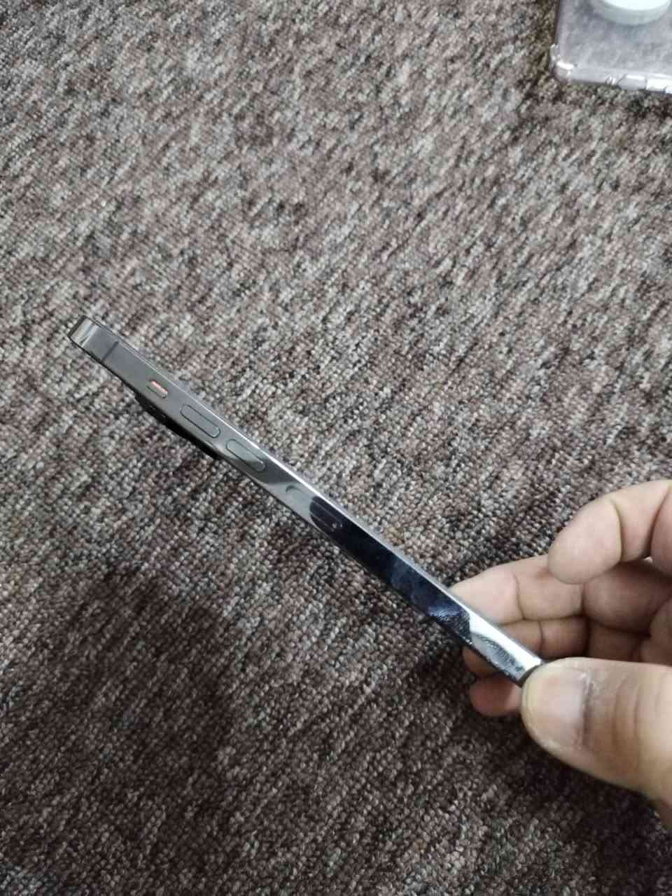 ايفون 13 برو ماكس امريكي نموذج M بطاريه 88 بلاديه ذاكرة 512 الجهاز مكفول مكفول والنضافه كدامك للمراوس او للبيع سعره 700 
*********** واتساب او اتصال
