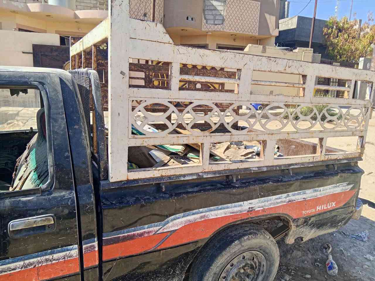 سلام عليكم بيكم تيوته للبيع مودلي 1990للبيع مكفوله كير بريك مكينه رقم اصفر صاحبهه موجود بلحويجه السعر 15ورقه وبيهه مجال للتواصل ***********
