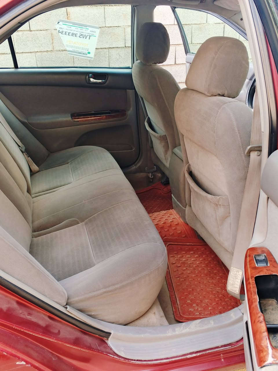 سلام عليكم كامري امريكي 2005محرك وكير وصدر كله جديد مصبوغه عام جماليه رقم سليمانيه شرط التحويل السعر 80وبيها مجال مكان السياره صلاح الدين الضلوعيه باقي التفاصيل اتصال على رقم ***********
