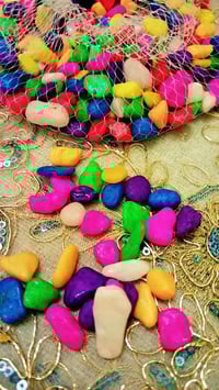 أحجار ملونة • متعددة الاستخدام • توصيل كل المحافظات