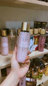 مكياج • عطور • توصيل-لكل-العراق