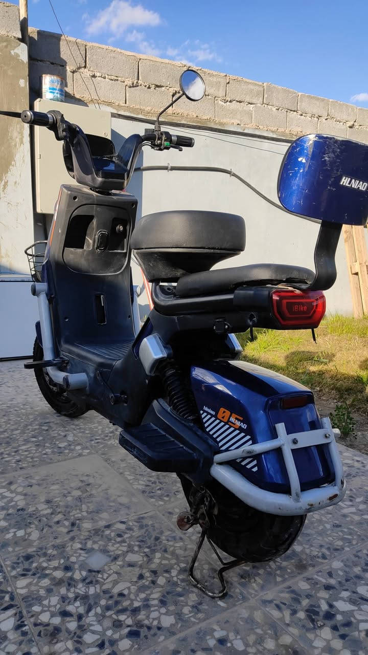 السلام عليكم
دراجة شحن 4 نمر 5 بطاريات تمشي 80 واذا وزن عالي تمشي 70-75 سويج+بصمة+كارت لمس نسختين من كلشي بطاريات جديدة الله شاهد شاهد ب 190 مرتبات يخبلن بريك امامي خلفي ما بيها نقص الدراجة معتني بيها ما طالع بيهة هواي بعدهة بحيلهة كلوباتها شغالة هورن شغال بس الاشاير يمنه ويسرة شغالات بس ما بيهن كلوب يطلعن كلوباتهن ب 5 
السعر:350 وبيها مجال للشراي 
العنوان النجف شارع كربلاء عامود149
للاستفسار اكثر:*********** واتس تلي موجود
