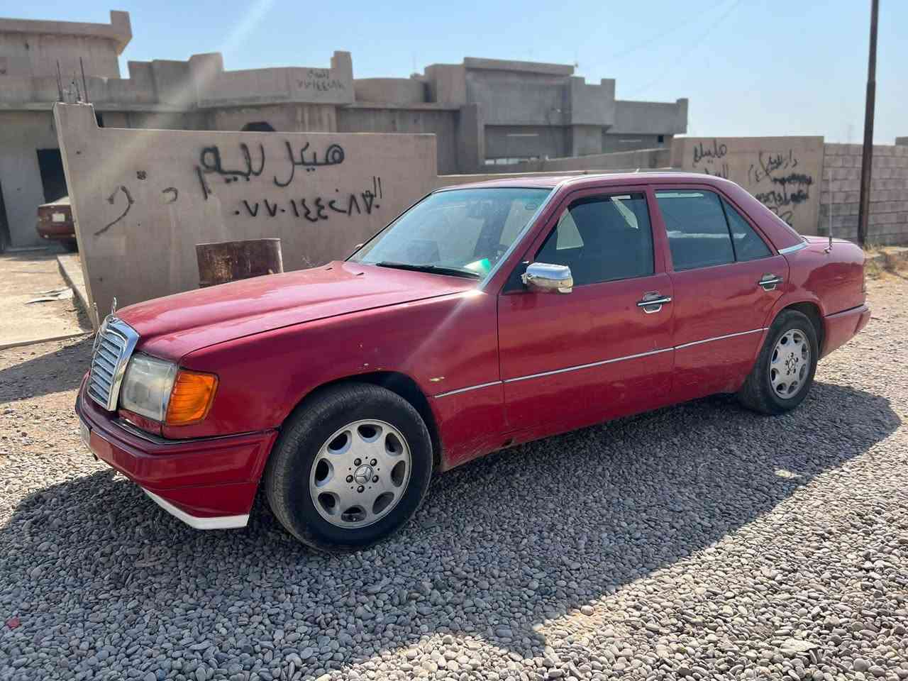 مارسدس دب موديل 88 محرك بطه 3000 كير اوتوماتيك تبريد ثلج تخم تاير جديد كهربائيات كله شغاله سنويه جديده السياره جاهزه بدون نقص سعر 47 مراوس حسب القناعه مكان السياره كركوك 
***********

