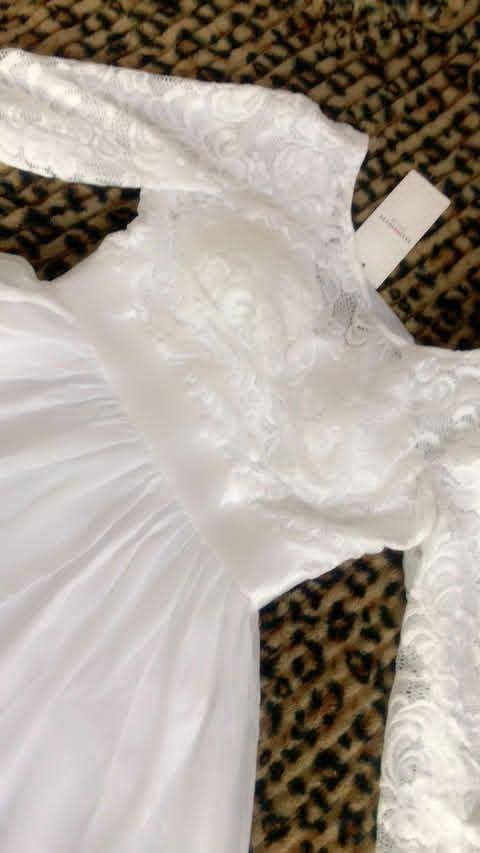 عدي هذا فستان سعره ٢٥ ما ملبوس جديد وعدي توصيل


**إذا كنت صاحب هذا الإعلان وتريد حذفه لأي سبب، رجاءا أرسل رسالة إلى الدعم الفني**