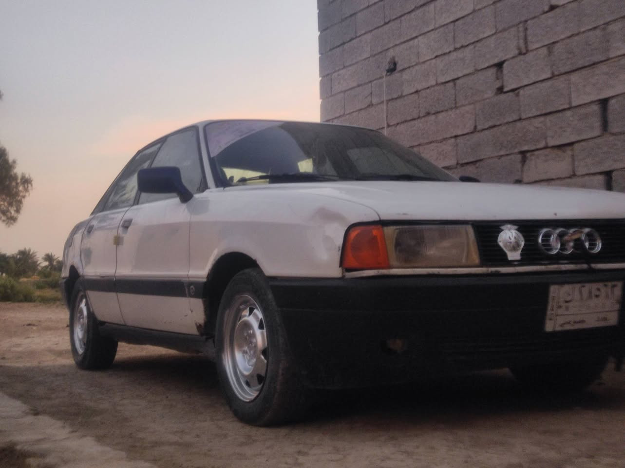 سلام عليكم ودي للبيع موديل 91 سنويه جديده بسمي لمكان سماوه قضاء الخضر السعر 23التواصل ***********
