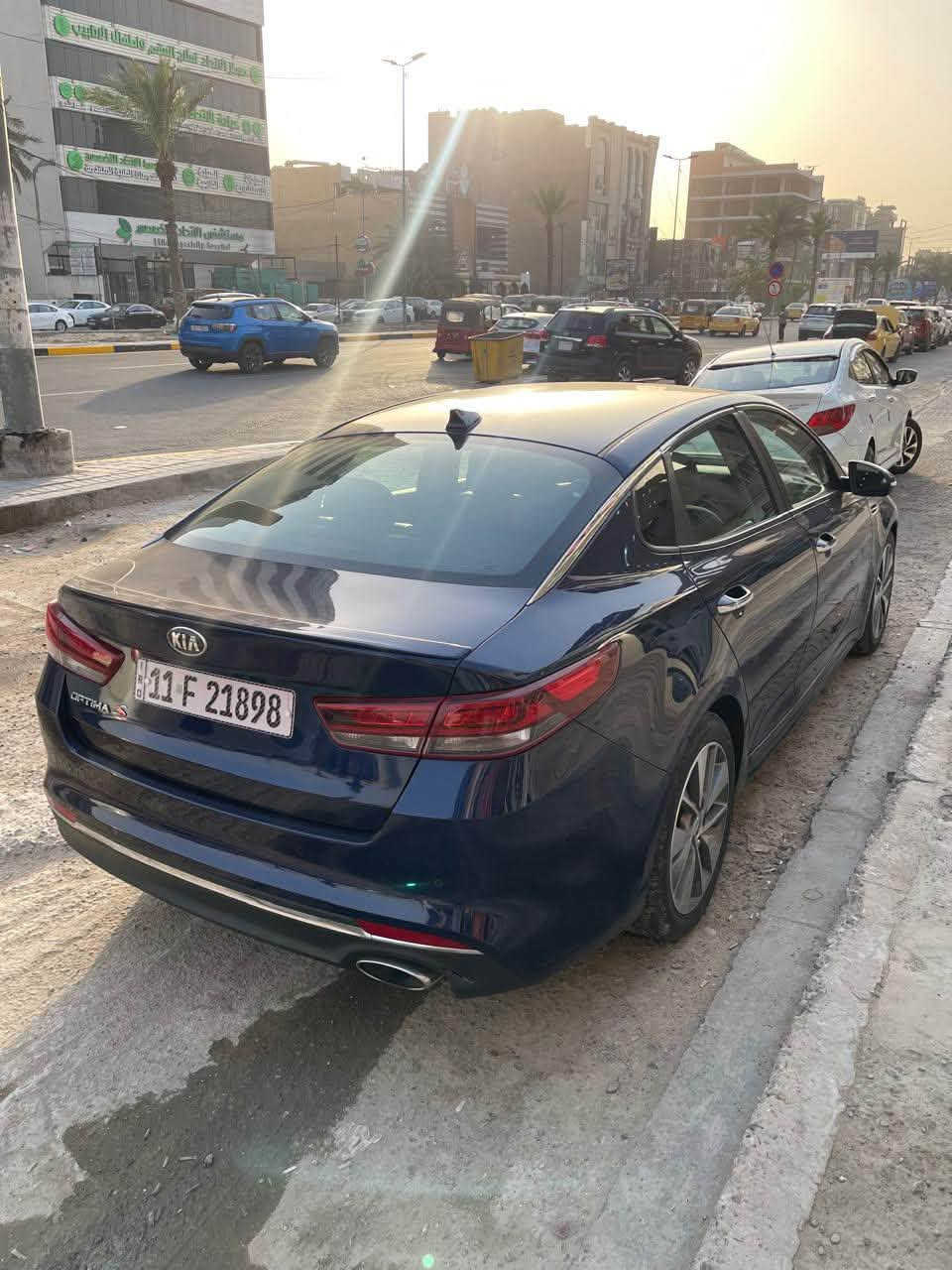 للبيع | Kia Optima 2018

نظيفة جداً | جاهزة للاستخدام | لا تحتاج أي مصروف

🔹 الموديل: 2018
🔹 الوارد: أمريكي
🔹 اللون: كحلي ملكي
🔹 المحرك: 2.4L (4 سلندر)
🔹 ناقل الحركة: أوتوماتيك

المواصفات والمميزات:
✅ شاشة لمس
✅ كاميرا خلفية
✅ حساسات أمامية وخلفية
✅ مثبت سرعة
✅ مقاعد جلد
✅ كرسي السائق كهربائي
✅ إنارة LED
✅ جنوط رياضية
✅ بلوتوث / USB / AUX
✅ مكيف ثلج
✅ محرك وگير بحالة ممتازة
✅ سيارة مريحة وثابتة على الطريق

🛠️ تم تصليح الضرر الأمريكي باحتراف، والسيارة بحالة ممتازة، والفحص متاح بأي مركز يختاره المشتري.

📍 الموقع: بغداد

💰 السعر: 132 قابل للتفاوض بعد المعاينة للجادين فقط.

📞 للاستفسار والمعاينة الاتصال ***********

🌹 الله يبارك لصاحب النصيب

