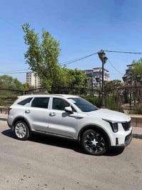 سورنتو 25 زيرو خليجي ضمان الدولية  فول مواصفات عدا البنوراما  مقاعد جل...