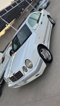ام عيون • ٣٢٠ • ١٩٩٦