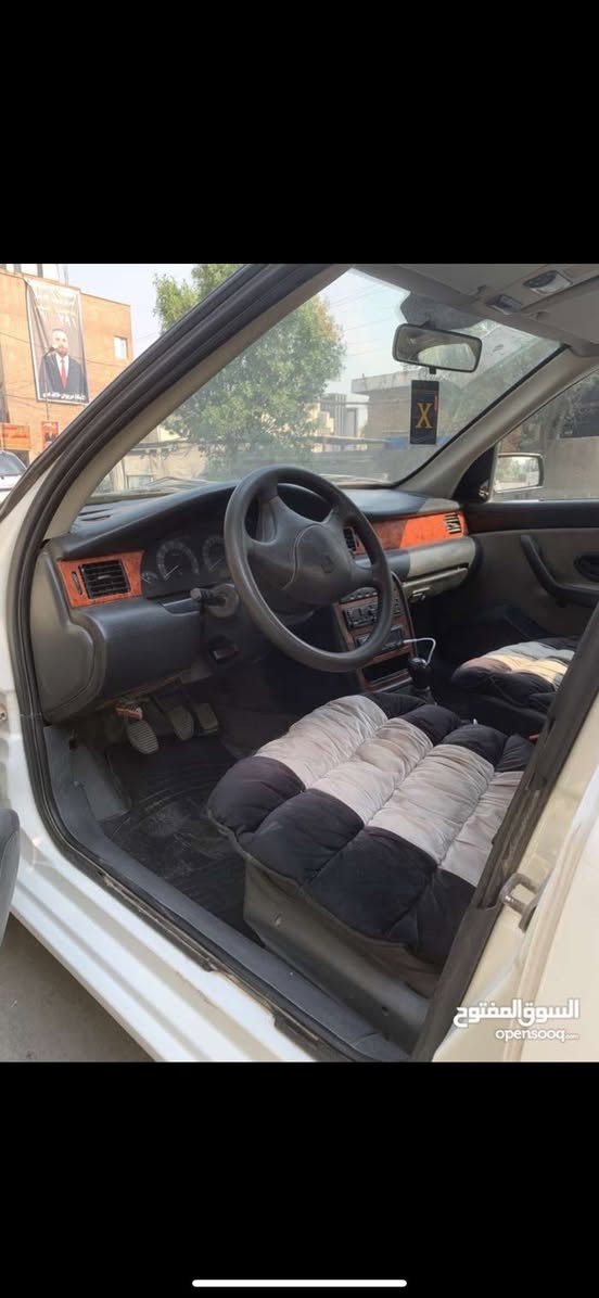 السلام عليكم للبيع سمند ٢٠١١
مال شركه العامه سياره جديده وبلاديه وجاهزه من كلشي مكفوله من الظربه والصبغ بيه بس جاملغ مصبوغ بدون حادث سياره رقم بغداد الجديد وبسمي تحويل ثاني يوم مكاني بغداد الكراده 
السعر 48 ورقه 
اي استفسار اتصل عل رقم *********** 
متوفر واتساب
