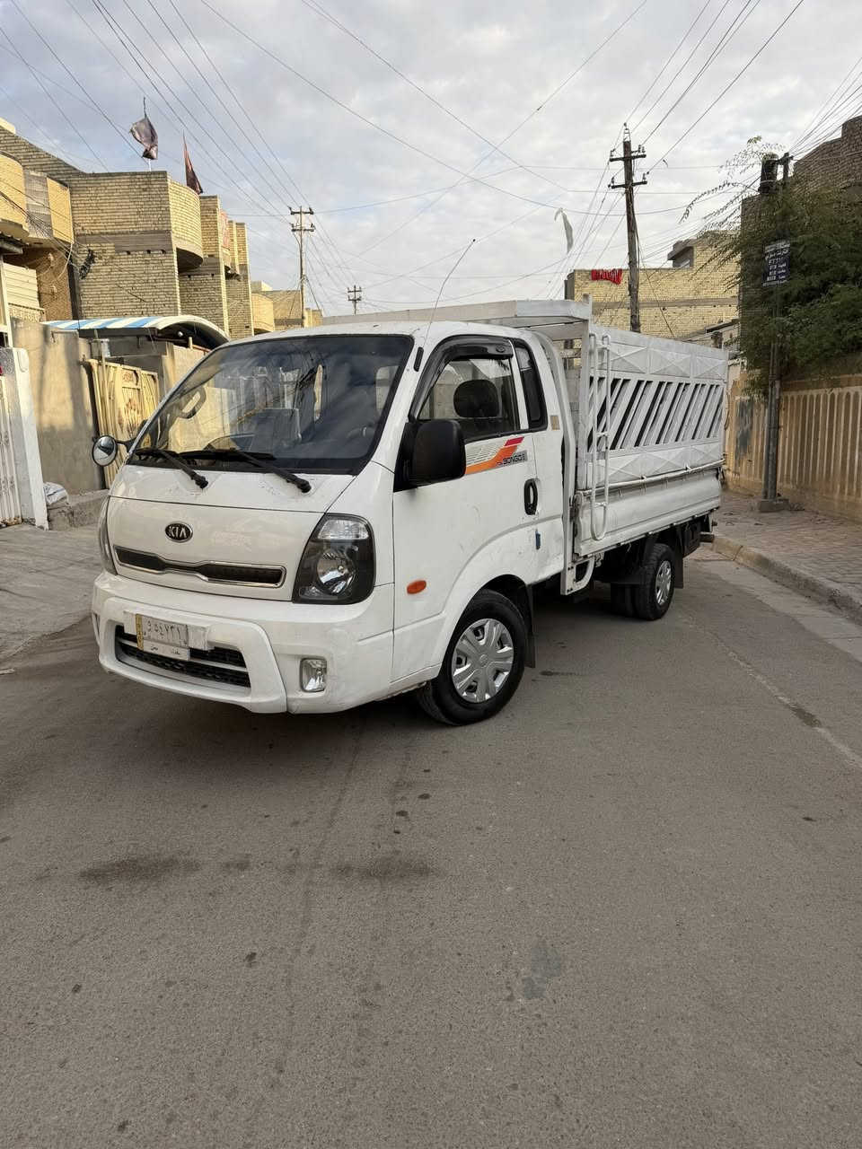 سلام عليكم  كيا   مسكر  اوتماتيك للبيع موديل 13  سيارة خير من الله كير
مكينه جديد صدر واكسل جديد 

شلعة ومعدل طيارة

سعر 110 وبيها مجال بسيط لطيبين

رقم الهاتف ***********
