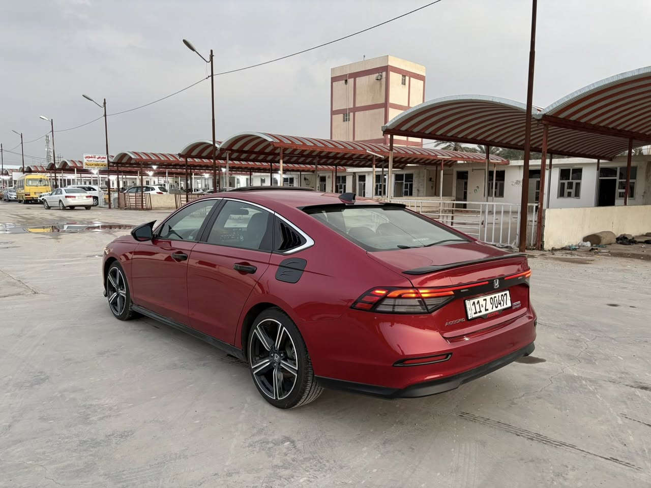 بسم الله
السلام عليكم 
هوندا اكورد 23 سبورت 
السياره معروفه مواصفاتها فول 
السياره بدون قطرت صبغ 
مكان السياره بغداد 
السعر 197 وبيه مجال 

‭0789 138 7389‬
*********** وبيه واتساب
