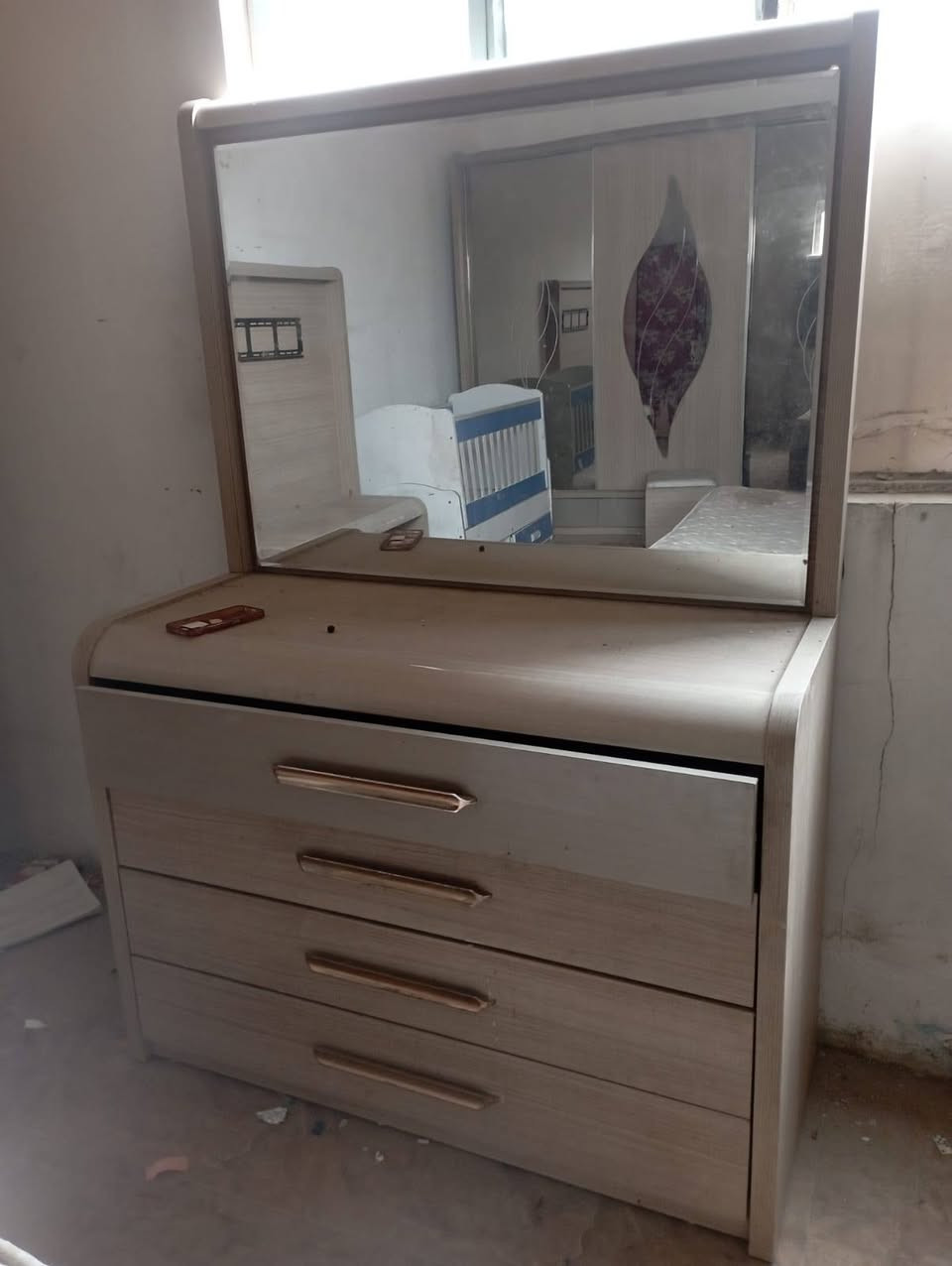 غرفه نوم تركيه  للبيع ورجاءا لحد يكسر بسعرهه لان توازيت وراح ابيعه


**إذا كنت صاحب هذا الإعلان وتريد حذفه لأي سبب، رجاءا أرسل رسالة إلى الدعم الفني**