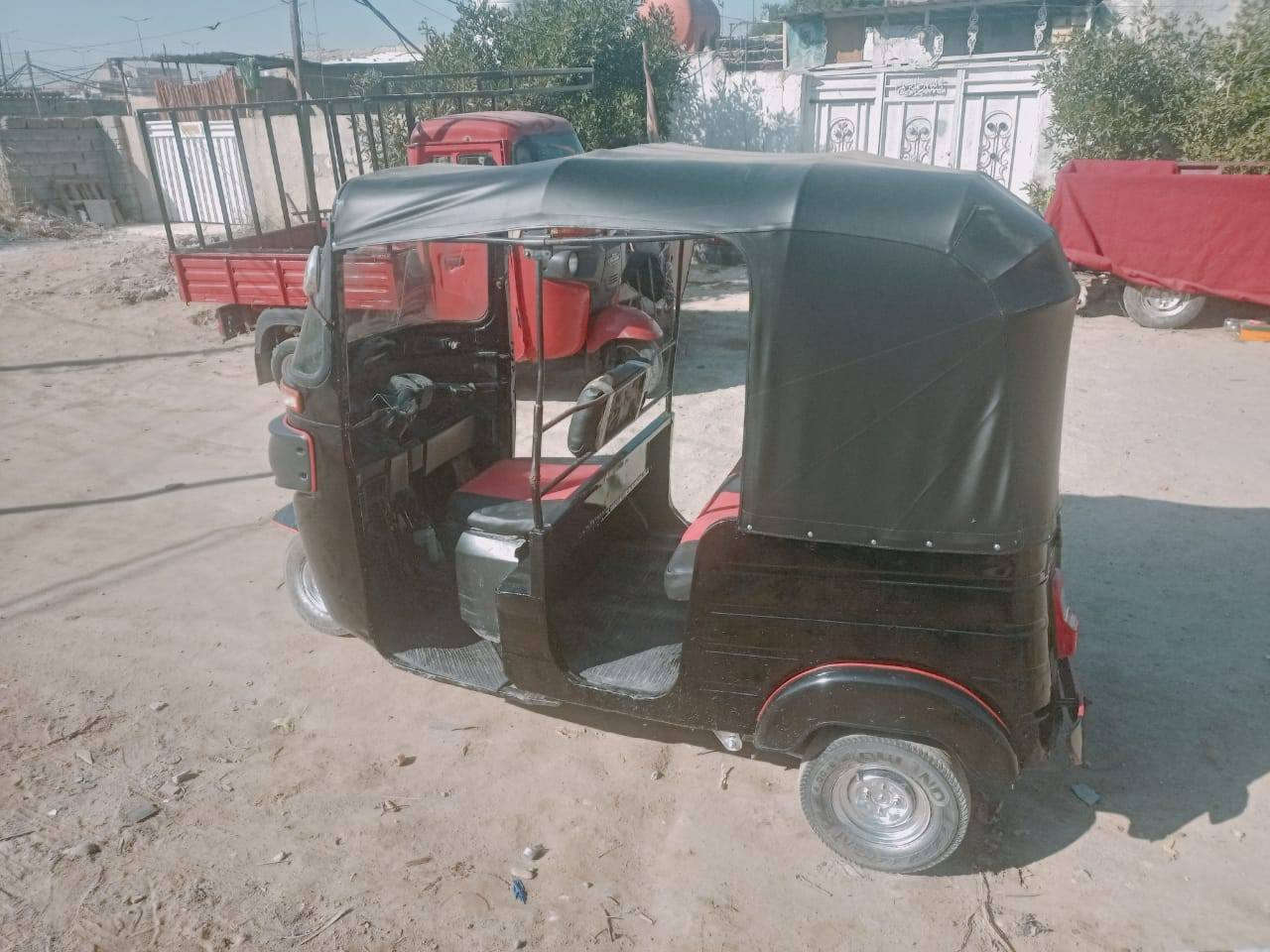 سلام عليكم شباب تكتك البيع موديل17سعر2400وبيهء مجال تكتك كله تعمير جديد *********** أني مكلف بل نشر رحمه الوالديكم لا تراسلوني
