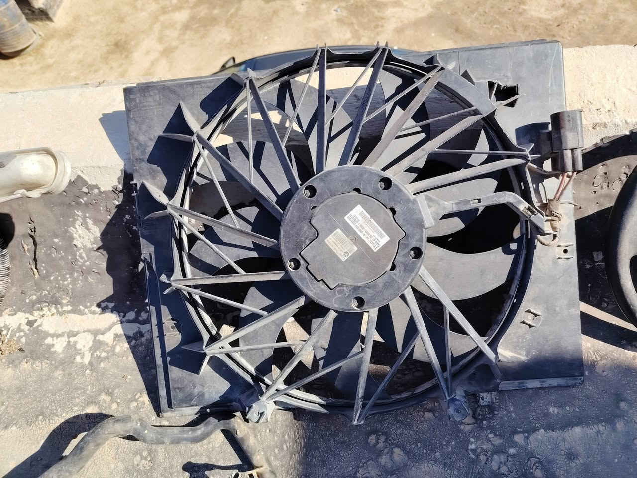 السلام عليكم العزاز 
هذني غراض المحتاج منهن شي خادم
اتصل وتدالل ***********
