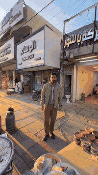 دجاج البركة متوفر  توصيل *********** عنوان المطعم بغداد الشعلة شارع العام قطاع 2 قبل لتوصل للزركاني
