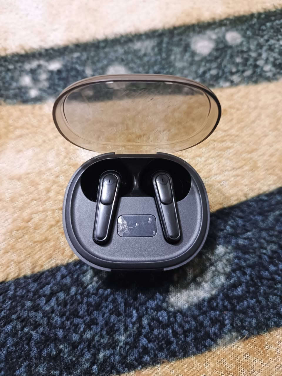 السلام عليكم شباب هذني سماعات وساعات الكترونيه للبيع كل قطعه وسعرها ليريد يدزلي قطعه إب سعرها بالخاض ويدلل


**إذا كنت صاحب هذا الإعلان وتريد حذفه لأي سبب، رجاءا أرسل رسالة إلى الدعم الفني**