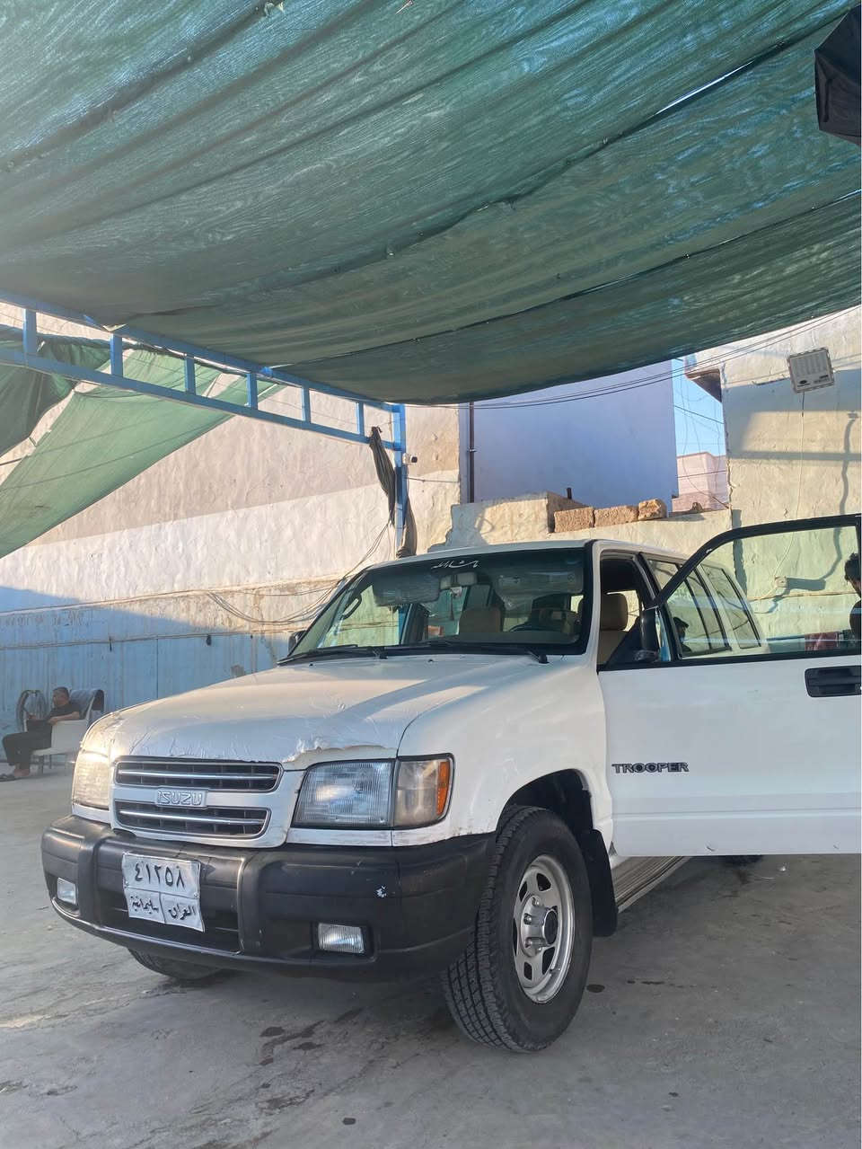 سةرةتا بةناوي خوا (isuzu) ياباني V6 گيرو مةكينة بطة  توماتيك رقم سليماني. سةنةوي عصلي سبةيني بيكة بةناوي خوت +وكالة 140 هةزار خرامة لةسة باش مةعمةلة دةتدةمةوة سةيارةكة پاشو پيش كةپسة دوبس سبوخي هةية بيناو گرت هةر شايةني باس كردن نية.. جوار تايكي خاويني لةبنة كوشن جلدة شاشةو كاميراية )*********** Singapore
