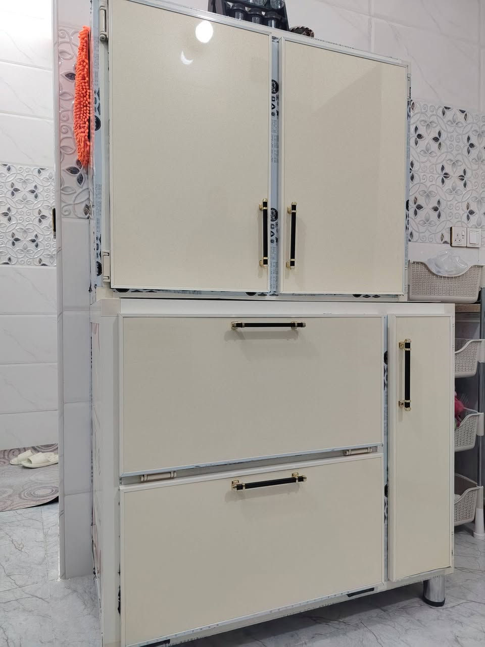 سلام عليكم غراض للبيع ***********
