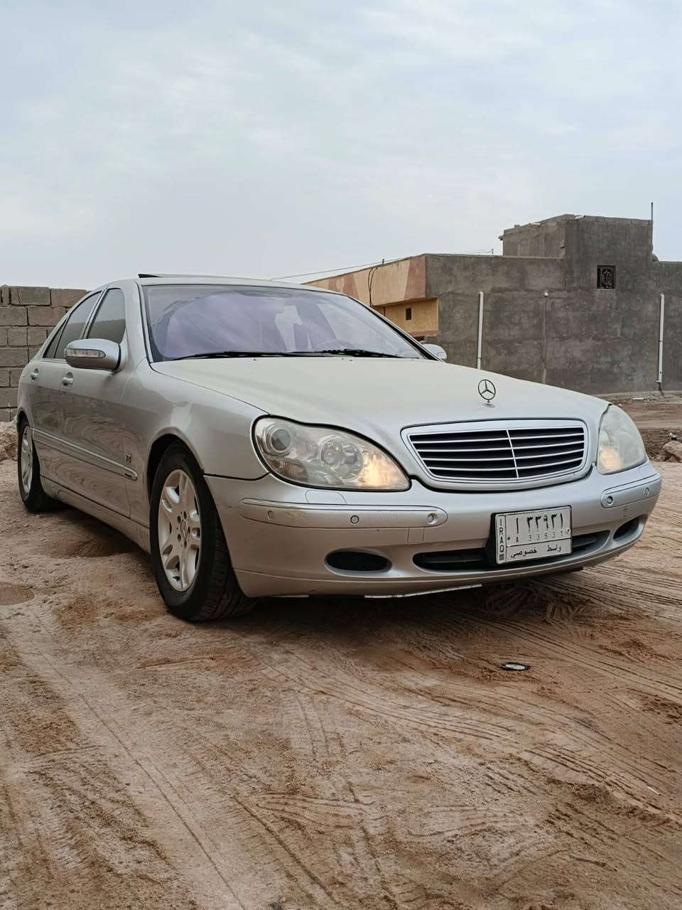 السلام عليكم من رخصه الادمن مارسيدس غواصه 2002 للبيع فقط مواصفات غني عن تعريف 550 اس راعيها موجود سنويه 2027 السعر 115 العنوان البصره ابو الخصيب حمدان مامتواجد علفيس انه مكلف بنشر الاستفسار رقم الهاتف ***********
