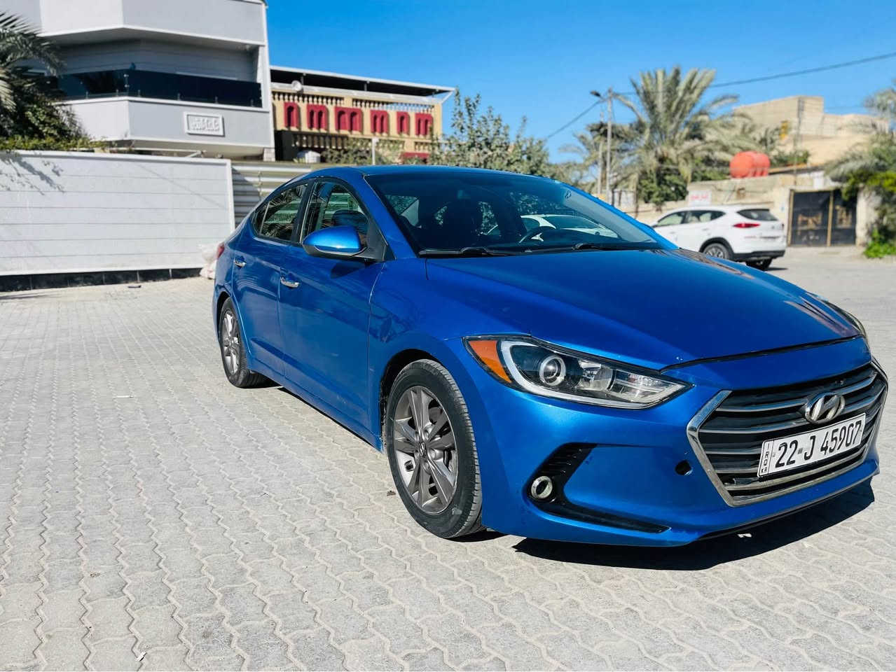 السلام عليكم للبيع النترا موديل 2017 وارد امريكي رقم اربيل دولي سنويه لل 28 تحويل او وكاله شوكت متريد موصفات  SE دواخل لونين تحكم ستيرن شاشه كامره مثبت سرعه كروز محرك 2000 دوش مامفتوح سياره جديده كلش وجاهزه للاخير محرك كير حداده تبريد تدفئه تخم تاير ماكو اي نقص السياره حادثهه من امريكا مدكر ايمن وبتب وبلعراق نصبغت حزام اثر شخوط مابيهه اي ضربه داخليه  باقي السياره مابي شي وترايك وين متريد السعر 104 وهاذا رقم صاحبهه مكاني بصره *********** البصرة, العراق
