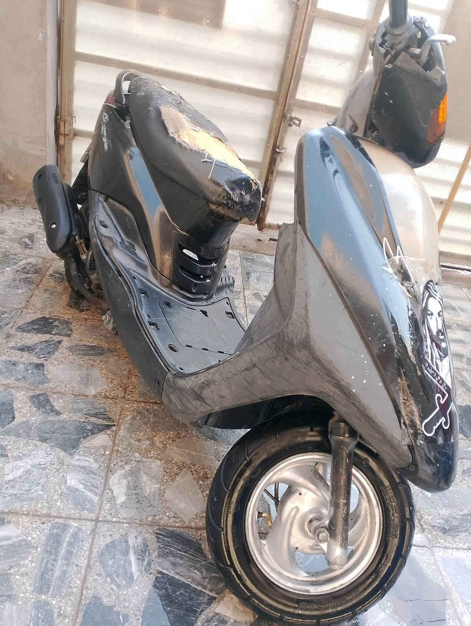 دراجه بريز للبيع  كلشي ما بيهة شغاله دراجه خير من الله اي نقص ما بيهة وعلي الدراجه ما متعوبه حلوه ونضيفه كهربائيات كلهة شغاله بس السلف عطلان هندر تشتغل دراجه حلوه زضيفه السعر /375 ) الرقم *********** موجود واتساب
