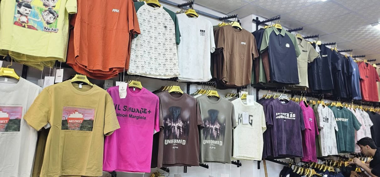 جديد ازياء نمر وان للالبسه الرجاليه العنوان بابل المسيب السوق الكبير مقابيل شارع كاظم عويص سعر القطعه.        10.  اول محل عل اليمين مقابيل شارع كاظم عويص


**إذا كنت صاحب هذا الإعلان وتريد حذفه لأي سبب، رجاءا أرسل رسالة إلى الدعم الفني**