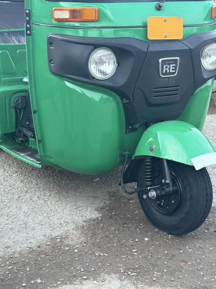 تكتك البيع 21شهر 11رقم بغداد مدينة الصدر بيه صبغ دوس ***********
