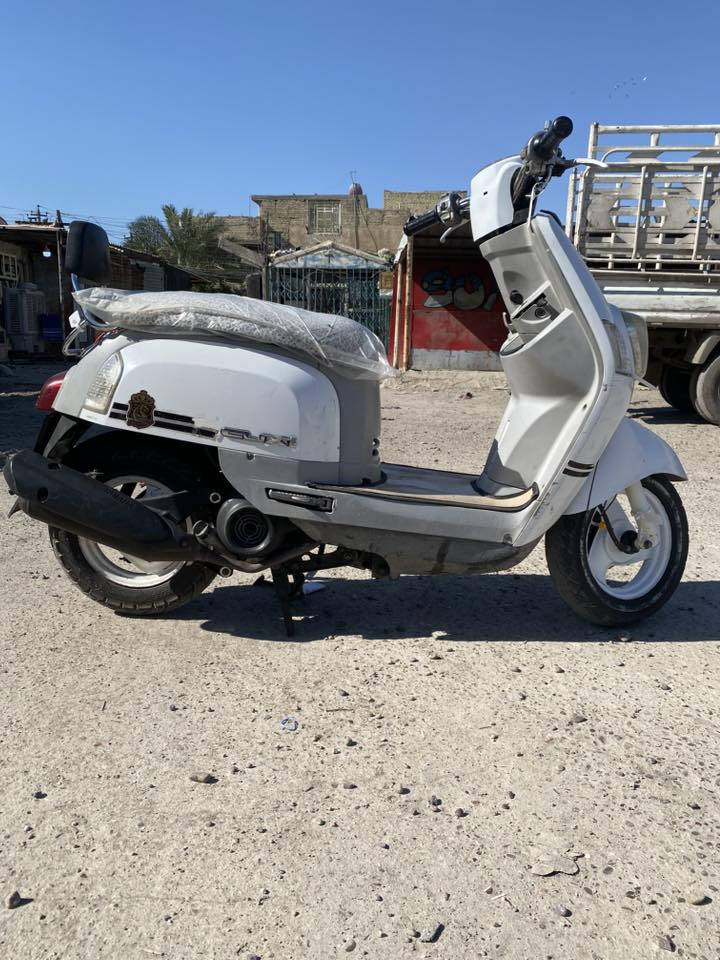 السلام عليكم دراجه ماكس بوليس سرعه ١٢٠ للبيع الدراجه نضيفه حيل كفرات ابلاد مكينه ابلادممفتوحه نكره سلف وهندر كهربائياته شغاله السعر ٥٠٠ الرقم ***********المكان حي الجهاد
