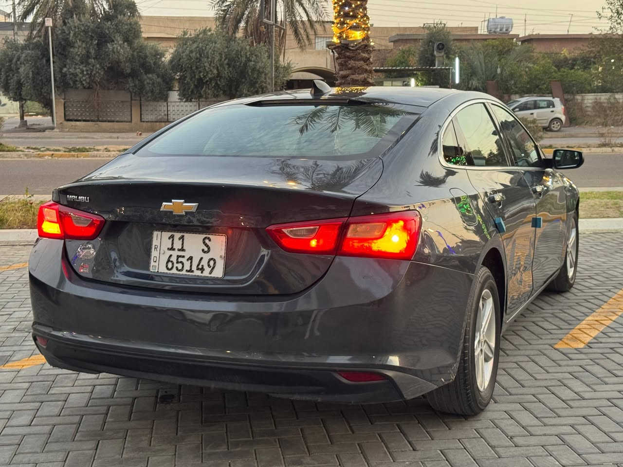 السلام عليكم
شوفرليت ماليبو 2020 

حادثها جاملغين وبنيد  سياره جاهزه بدون نقص 

مواصفات 

بصمه 

شاشه 

كأمره 

تحكم ستيرن سياره جاهزه بدون نقص 

مكانها بغداد حي الجهاد 

السعر 103 $ 

رقمي ***********
