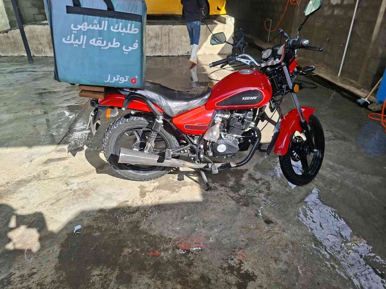 السلام عليكم عندي درجة كي واي تايرات جديد دراجه جديد  اخو صفرماكينه بي شويه بخار شراي يخابر أو رقم ***********
