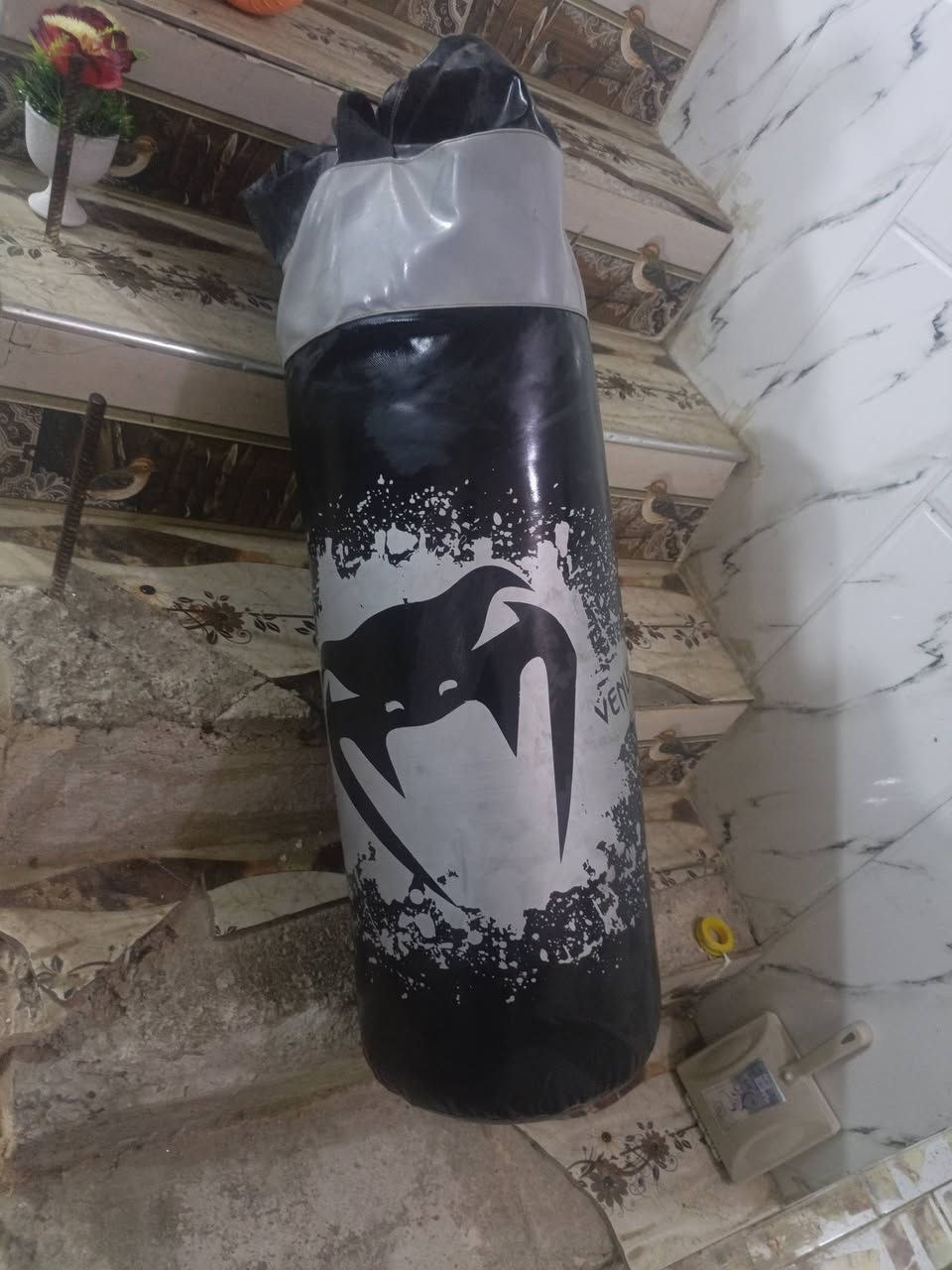 جيس ملاكمه للبيع. جديد جديد مكاني بغداد سعر 80 وبي مجال حك الجيه


**إذا كنت صاحب هذا الإعلان وتريد حذفه لأي سبب، رجاءا أرسل رسالة إلى الدعم الفني**