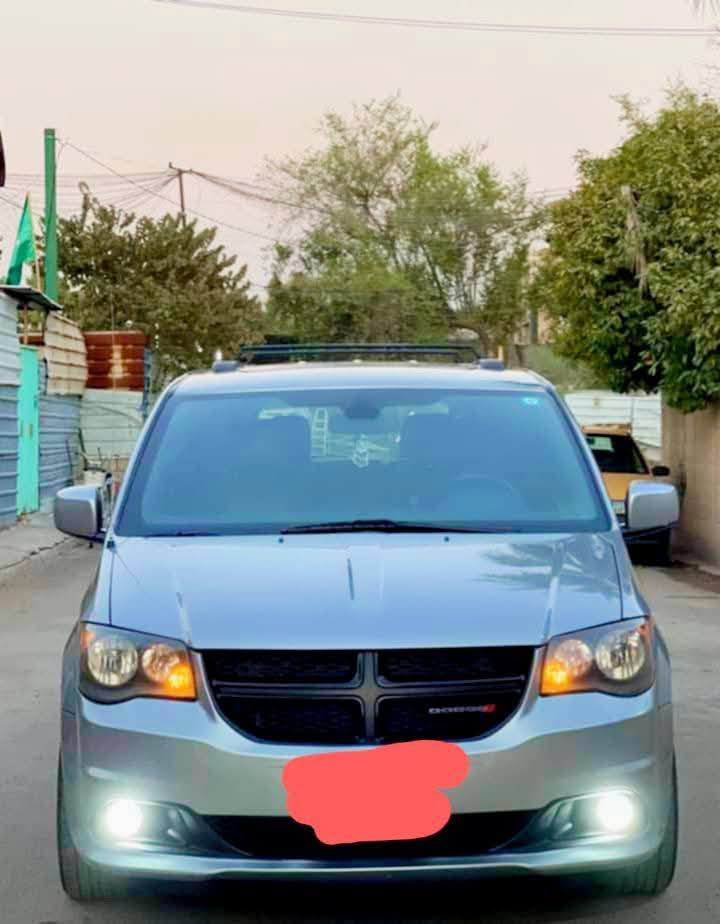 ⚪️ دوج  كرفان للبيع
{2019}
فئة {جي تي } فول كامل / حادث جدا جدآ بسيط اخت الكلين  فقط دعاميه كلشي موجود بالمنشور التفاصيل والصور الحادث 
لون {سلفر  } 
رقم  {بغداد الدولي الجديد 

_____________________
{المواصفات} 
🔺مقعد السائق والنفر كهرباء 
🔺ابواب كهرباء 
🔺الصندوق كهرباء 
🔺 ماشيه ١٢٠
🔺 حصان بالسقف  
🔺نضام توفير الوقود 
🔺نضام مانع الانزلاق 
🔺شاشة عطلات 
🔺تشغيل عن بعد 
🔺فتح وغلق الابواب من البصمة 
🔺 بردات جانبيه 
🔺مقاعد ملكي سياحي بلع
🔺6 سلندر 
🔺ويل اسود كروم 
🔺ثلاث قطع تبريد 
🔺كشنات جلد 
🔺تحكمات ستيرن 
🔺كامرات من الخلف 
🔺6 جامات كهربائية 
🔺شاشات بلوتوث 
🔺7 راكب 
🔺مرايات هيتر 
🔺تخم تايرات جديد 

___________________________________ السعر 215
مكان السياره موصل الايسر  مكلف بالنشر الإتصال    الاتصال على الرقم   صاحبها السيارة 
*********** اسيا

 ‪كورك  ***********
