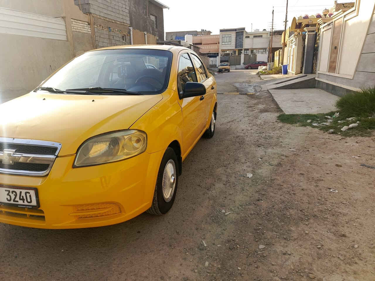 السلام عليكم ورحمه الله وبركاته 
من رخصة الادمن المحترم 
افيو موديل 2011 خليجي استلام الشركة العامة  الكشر ابلدي اصفر مكينة 1600 مفتوح (المرغوب)
كير عادي 
رقم انبار مميز انكليزي سنوية لل30باسمي
تحويل مباشر ثاني يوم 
مصفره هيئة وغرامات الوصولات كلها موجوده
محرك و كير مكفولة  خير من الله
حدادية صدار جديد 
تخم تايرات  
باتري جديده
كهرباء كلها شغاله ما بيه نقص اي شيء 
سياره جديده خير من الله كبل الشارع  تشتغل بيه كيجات كلها شغاله البنزين والحماوه والكيلو متر والسرعه
السيارة عليها ادامة كاملة نوزلان مجاوول بلكات
تنسه صرف بنزين ابد ما تصرف الله شاهد السيارة مال بيت خير من الله ما بيه نقص  
بيه صبغ دعاميه الاماميه والخلفيه وبها تكحيل بالبنيد اثر شروط قليله سياره بلاديه وترايك وين ما تحب تطلع بيه وشكد تريد تشمي سرعة امشي بيه
السعر 55 وبيه مجال الطيبين 
العنوان بغداد ناحية النصر والسلام 
الاستفسار اتصل على الرقم 
*********** بيه واتساب 
***********
