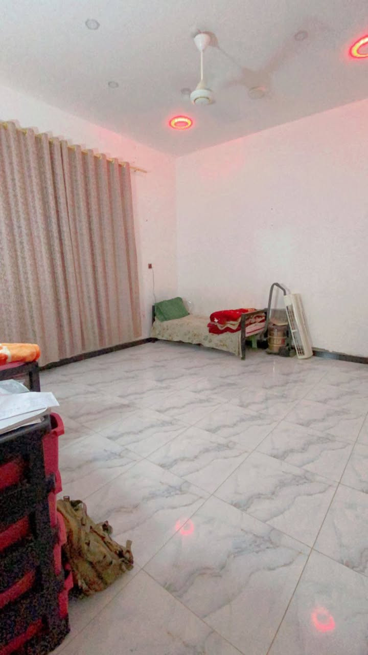 للبيع دار سكن – تحويل مباشر
الموقع: الخاجية 6000
المساحة: 220 متر
ركن على شارعين مقابل ساحة خضراء
خلف شارع 40
الدار طابقين
بناء درجة أولى
📞 للاستفسار: *********** دهل اوران, واسط
