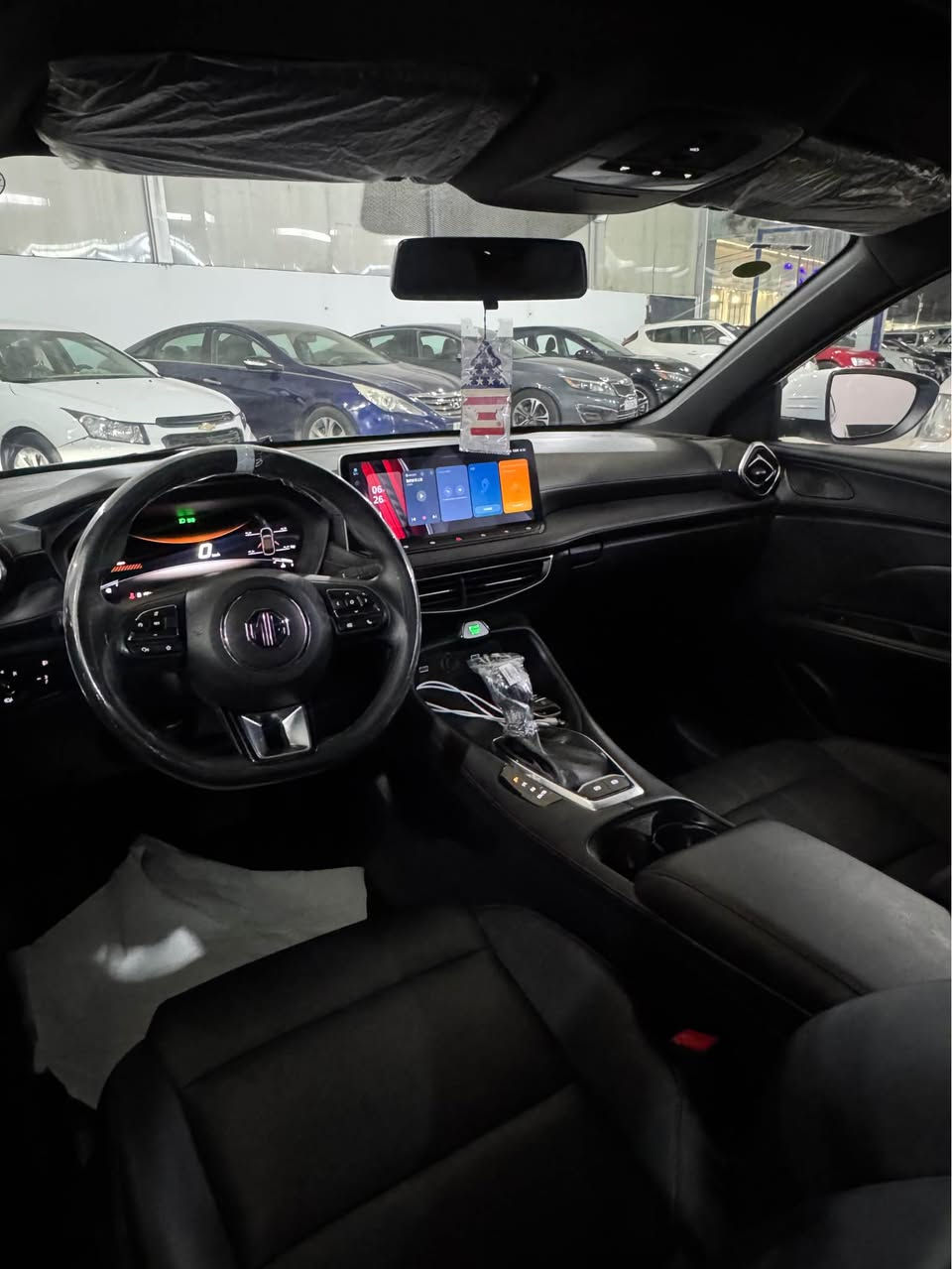 MG GT 2025 
سيارةكة ٢٣ هةزار كم روية بوياغ تعديل تةزرةي نية فول فول مواصفات شاشة اكتيفة ٢ شوين كارتة دةعاميش صبوغي نية شوين هةولير *********** واتساب كورك مشتري تلفون بكة …. أربيل, العراق
