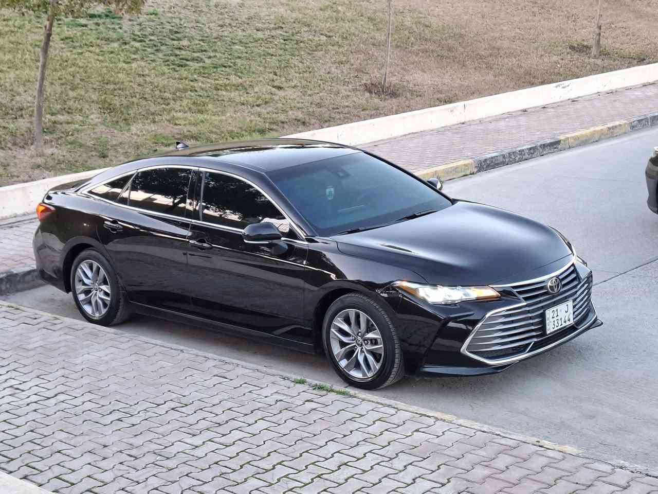 تويوتا افلون 2022 XLE V6 لون اسود كذاب
نظافة السيارة 100 / 100سيارة كلش جديدة لوك نظيفه وكله بشرط مكفولة من كير ومحرك وكهربائيات 

مواصفات أمريكي بدون حادث بدون ايرباك رقم شاصي موجود بالمنشور 
محرك V6 حجم 3500 بنزين ماشية 69ميل
شاشة بصمة كامرا بريك بصمة كوشنات جلد كوشنات تدفئة كوشنات كاربا رادار جانبي رادار أمامي رادار تحديد مسار بعد هواية مواصفات السيارة حيل نضيفة جاهزة مابيها اي نقص بشرط كير محرك تبريد ايرباك كهربائيات بشرط هزة رقم سنوية جديد بسمي السيارة ويا كتاب تضليل 80 / 100 تايرات جديد للإستفسار اكثر اتصل ***********
