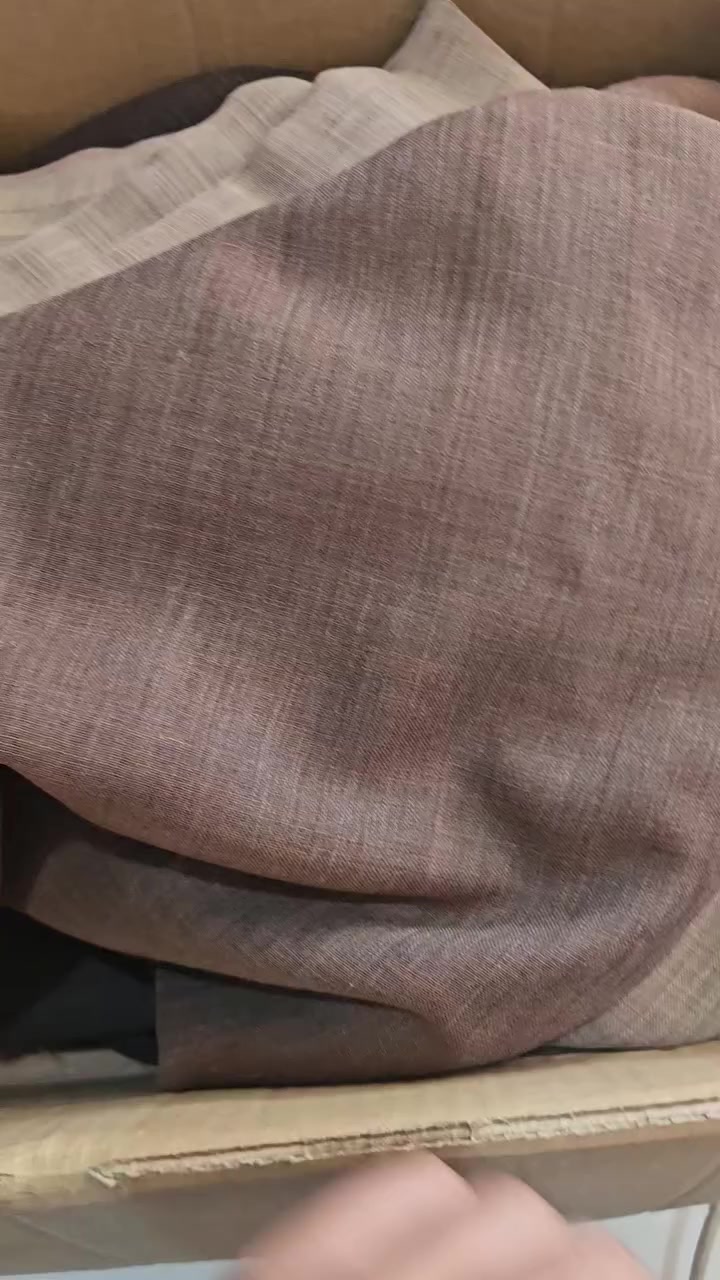 عبايه رجالي راقيه 
#الضامن نسبة الغزل ٤٥% 
من افضل واجود انواع العبي الصيفيه 
متوفره عدنه 
محل اسماعيل الحاج حيال 
ذي قار قضاء الفجر شارع مطعم ربيع الشام مجاور رياض بادع للعقار 
***********
