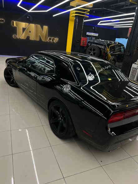 چالنجر ٢٠١٤ للبيع سياره شيكر اصل مكينه ٥٧٠٠ مكفوله سياره خير من الله بدون نقص حادثها خلفي قبق جنطه وجاملغات خلفيه بجم كبس سياره مبرمجه وعليها صوت كزوز بدون ايرباك سياره فول مواصفات فتحه سقف داخل مختم شيكر جلد رقم بغداد *********** سعر ١٢٠
