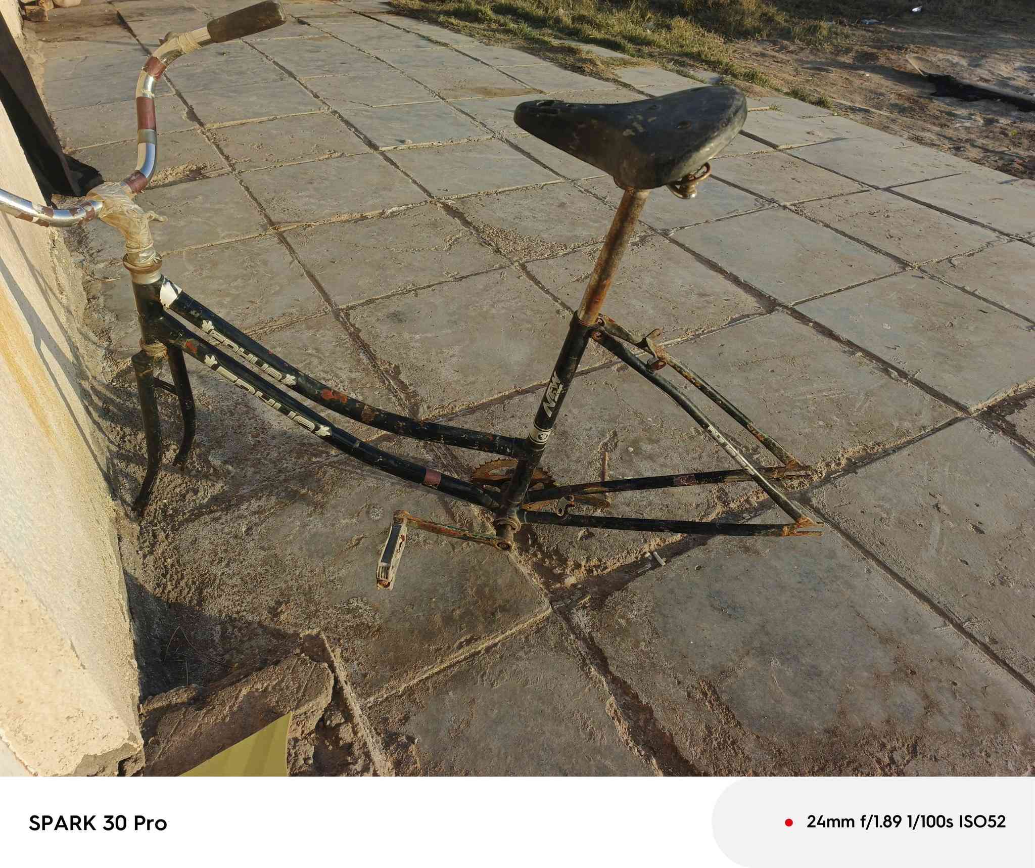 سلام عليكم لشه للبيع قيم واخذ ***********
