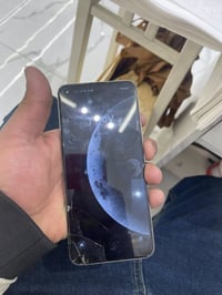 ريلمي8  ذاكره128  الشاشه مفطوره ومكفعه وتلمس طبيعي للبيع السعر 60 الف ...