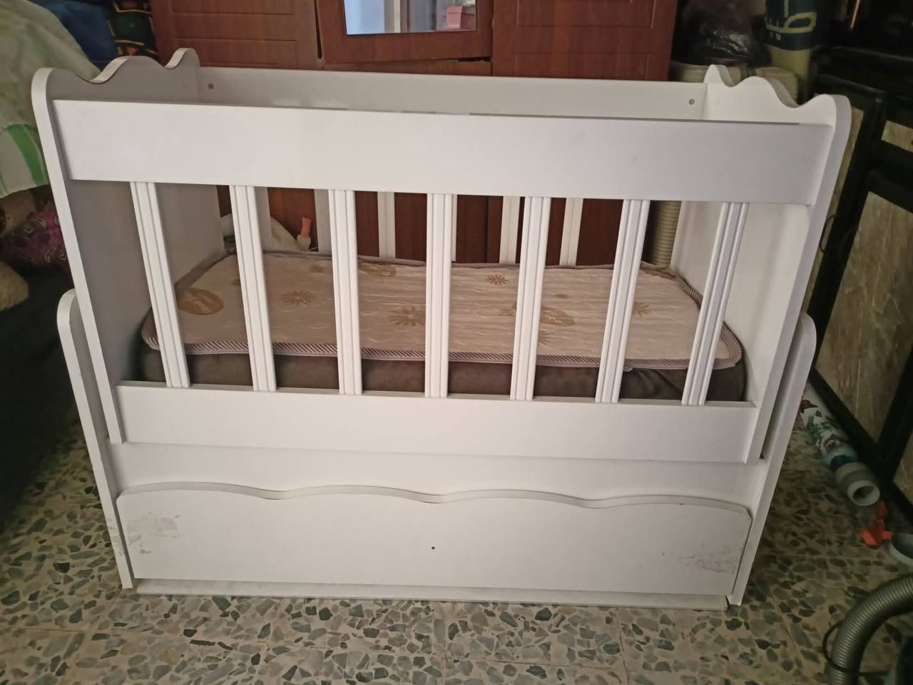 كاروك للبيع نفس ال بالصورة بضبط
خشب القوي الاصلي 
@إشارة


**إذا كنت صاحب هذا الإعلان وتريد حذفه لأي سبب، رجاءا أرسل رسالة إلى الدعم الفني**