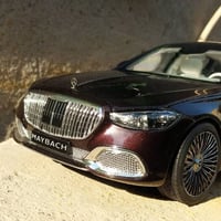 مرسيدس • نوريف • مقاس ١:١٨