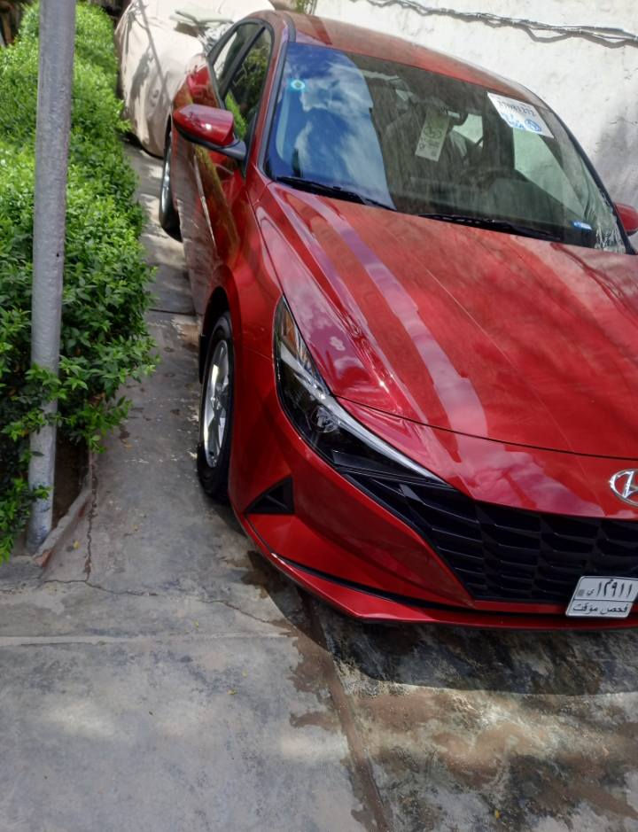 السلام عليكم
النترا 2023 للبيع وارد امريكي ماشيه 12 الف 
***********
