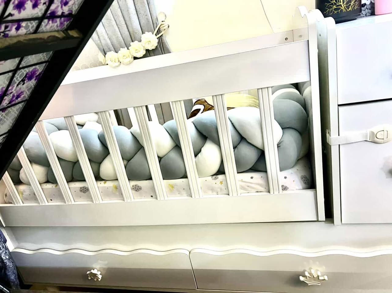 سرير نظيف جدا سعر 175
للأستفسار مراسله 

+964 783 799 9779
