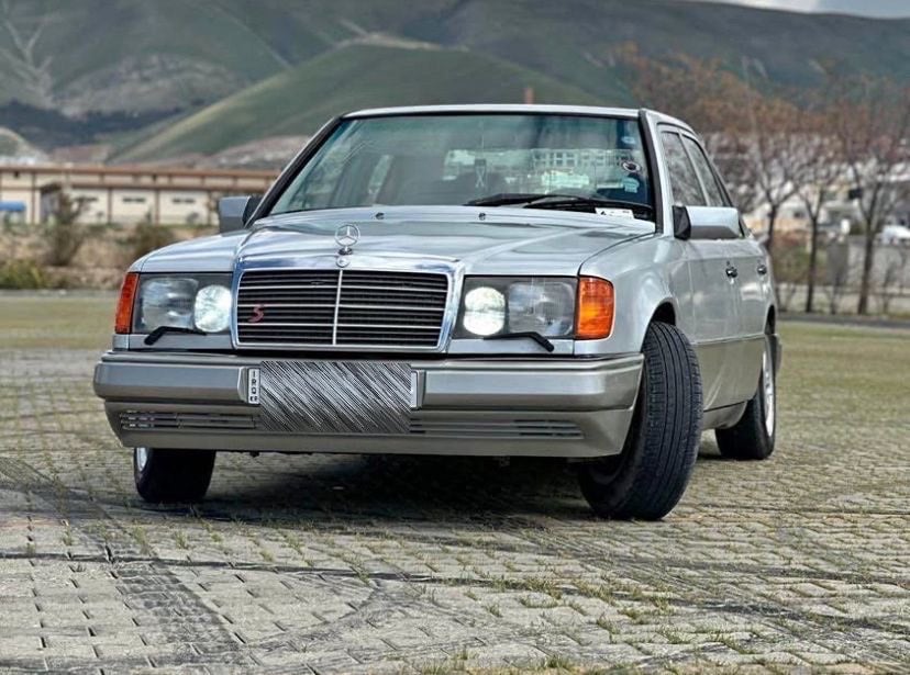 السليمانيه /دربنديخان
مكينه ففتي 300
تبريد تدفئه /سنتر لوك /شاشه ايباد/فتحه سقف
رقم انكليزي سنويه لل2030